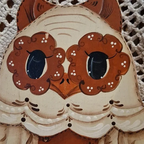 Handpainted Owls (2 Piece) - Picture 2 of 3